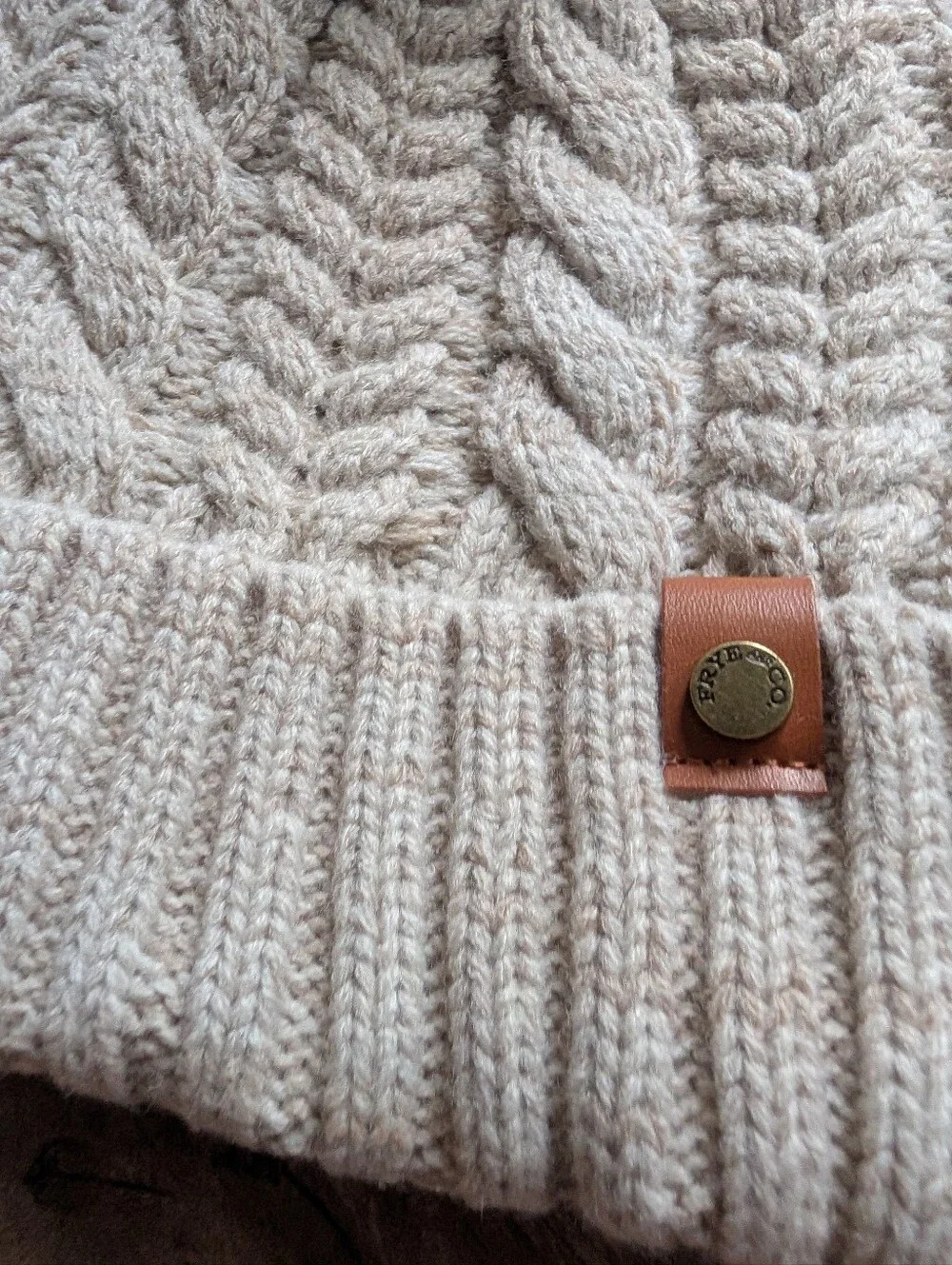 FRYE AND CO. cozy frye